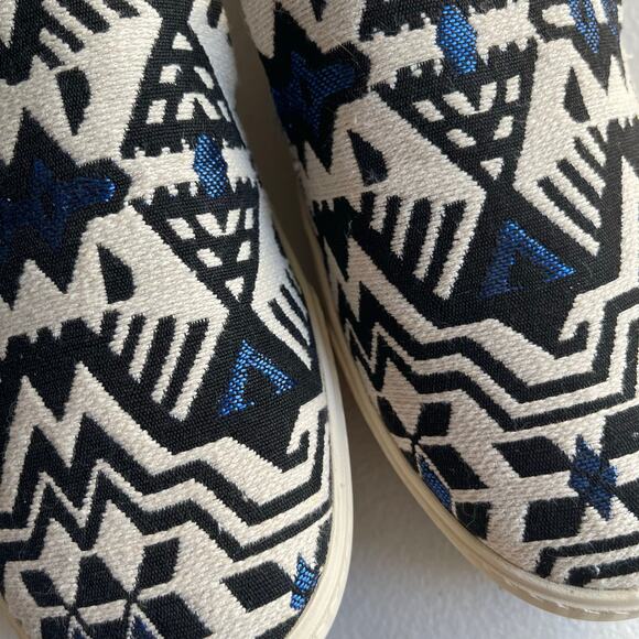 Toms Shoes Womens 6.5 Navy Embroidered Aztec Sunset Stellar Slip-on Flat - Picture 5 of 14
